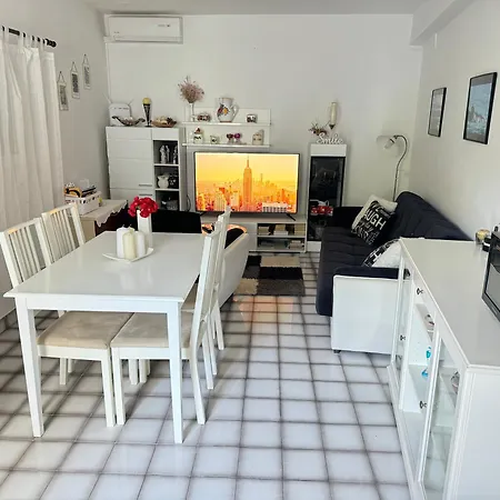 Lory Apartament *