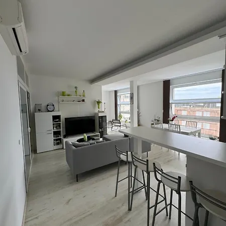 Apartament Lory *