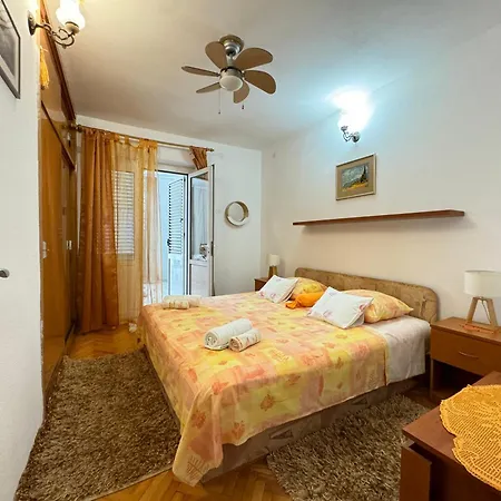 Lory Apartament Makarska