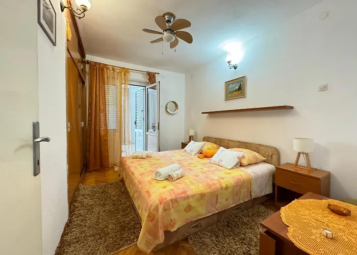 Lory Apartamento Makarska
